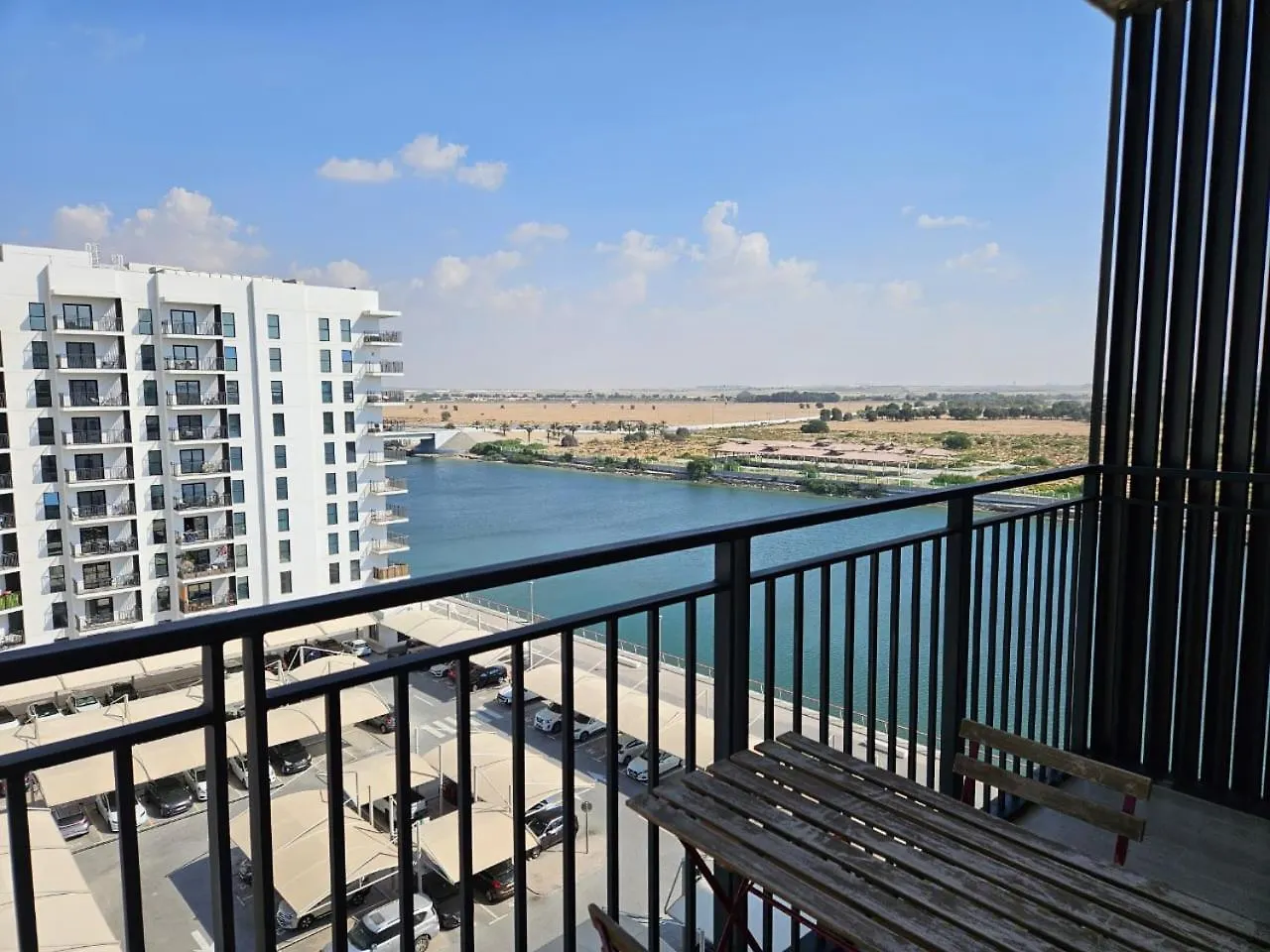 Cozy Studio In Yas Island With Canal View Abu Dhabi